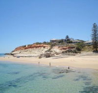 Homes Down Under - Schoolies Week Accommodation