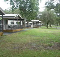 Beachfront Caravan Park - Schoolies Week Accommodation