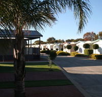 Merredin Park - Schoolies Week Accommodation