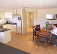 Copper Cove Holiday Villas - Schoolies Week Accommodation