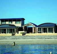 Baird Bay Ocean Eco Apartments - Schoolies Week Accommodation