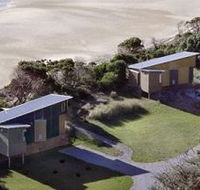 Beachside Retreat West Inlet - Schoolies Week Accommodation