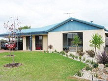Seaside Homes - Schoolies Week Accommodation 7