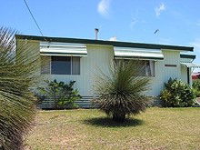 Seaside Homes - Schoolies Week Accommodation 8