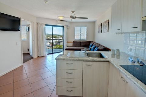 Nautilus Mooloolaba - Schoolies Week Accommodation 9