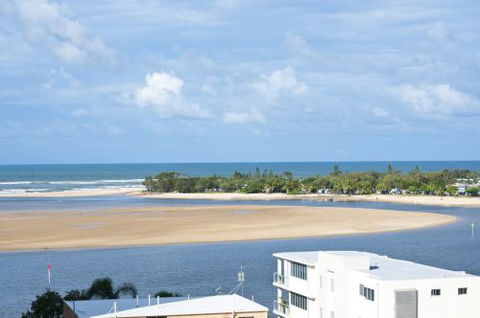 M1 Resort Maroochydore - Schoolies Week Accommodation 0