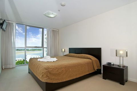 M1 Resort Maroochydore - Schoolies Week Accommodation 2