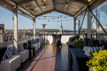 Holiday Inn Old Sydney The Rocks - Schoolies Week Accommodation 31