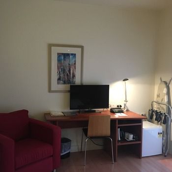 Ramada Encore Dandenong - Schoolies Week Accommodation 12