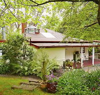 Adeline Bed and Breakfast - Schoolies Week Accommodation