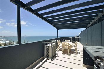Malibu Mooloolaba - Schoolies Week Accommodation 5