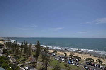 Malibu Mooloolaba - Schoolies Week Accommodation 6