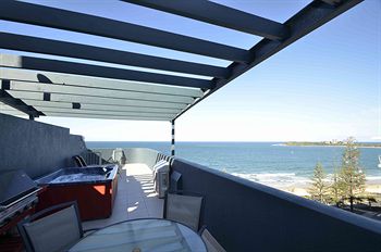 Malibu Mooloolaba - Schoolies Week Accommodation 8