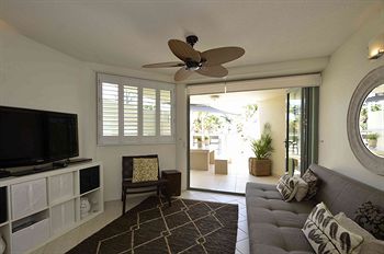Malibu Mooloolaba - Schoolies Week Accommodation 13