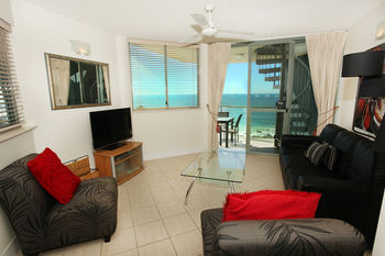 Malibu Mooloolaba - Schoolies Week Accommodation 32