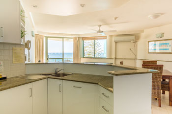 Malibu Mooloolaba - Schoolies Week Accommodation 44