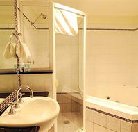 Waldorf Randwick Serviced Apartments - Schoolies Week Accommodation