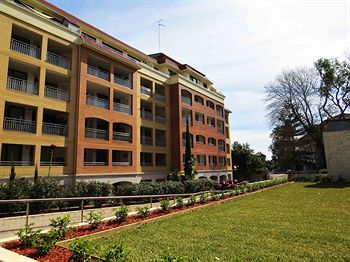 Waldorf Randwick Serviced Apartments - Schoolies Week Accommodation 1