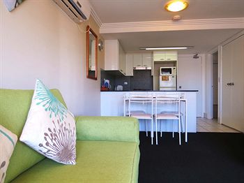 Waldorf Randwick Serviced Apartments - Schoolies Week Accommodation 2