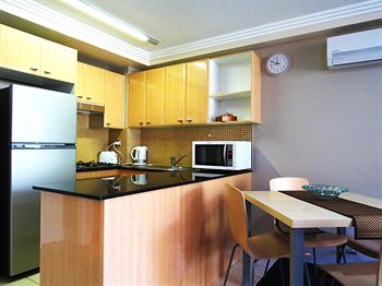 Waldorf Randwick Serviced Apartments - Schoolies Week Accommodation 6