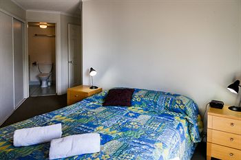 Dockside Mooloolaba - Schoolies Week Accommodation 7
