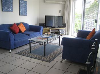 Dockside Mooloolaba - Schoolies Week Accommodation 15