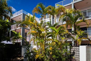 Dockside Mooloolaba - Schoolies Week Accommodation 20