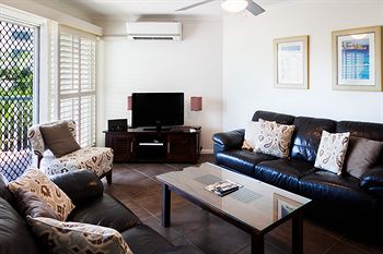 Dockside Mooloolaba - Schoolies Week Accommodation 33