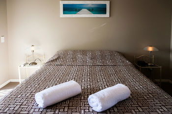 Dockside Mooloolaba - Schoolies Week Accommodation 38