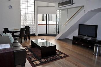 Astra Apartments - St Kilda Rd - Schoolies Week Accommodation 2