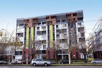 Astra Apartments - St Kilda Rd - Schoolies Week Accommodation 18
