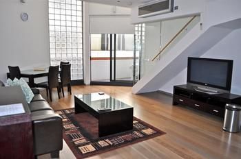 Astra Apartments - St Kilda Rd - Schoolies Week Accommodation 21