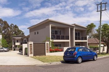 Bluegum Apartments - Schoolies Week Accommodation 11