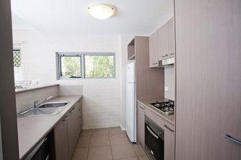 Bluegum Apartments - Schoolies Week Accommodation 13