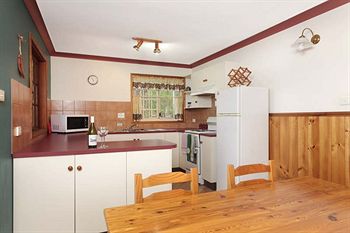 Eagleview Resort - Schoolies Week Accommodation 3