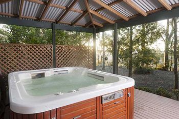 Eagleview Resort - Schoolies Week Accommodation 4