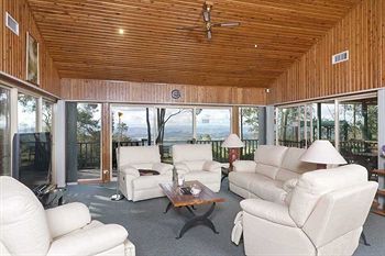Eagleview Resort - Schoolies Week Accommodation 12