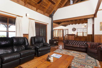 Eagleview Resort - Schoolies Week Accommodation 52