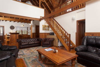 Eagleview Resort - Schoolies Week Accommodation 54