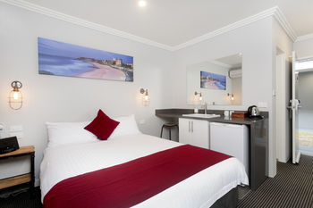 Merewether Motel - Schoolies Week Accommodation 8