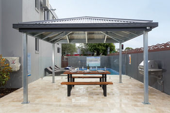 Merewether Motel - Schoolies Week Accommodation 24