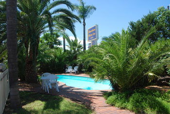 Sundowner Dubbo Aberdeen - Schoolies Week Accommodation 0