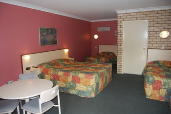 Sundowner Dubbo Aberdeen - Schoolies Week Accommodation 3