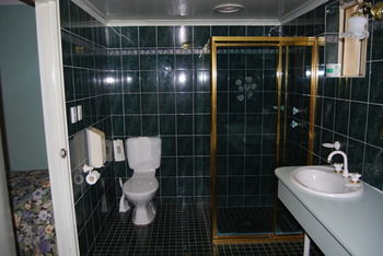 Sundowner Dubbo Aberdeen - Schoolies Week Accommodation 10