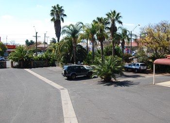 Sundowner Dubbo Aberdeen - Schoolies Week Accommodation 18