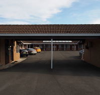 Windmill Motel - Schoolies Week Accommodation