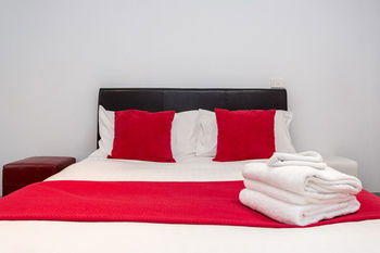 ABC Accommodation - Flinders - Schoolies Week Accommodation 0