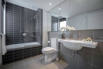 Apartment2c - Highline - Schoolies Week Accommodation 2