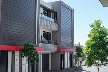 Apartment2c - Highline - Schoolies Week Accommodation 4