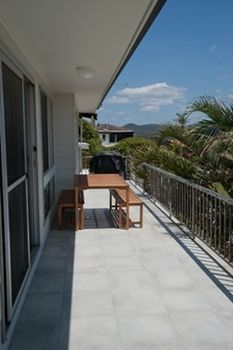 Emerald Views - Schoolies Week Accommodation 0